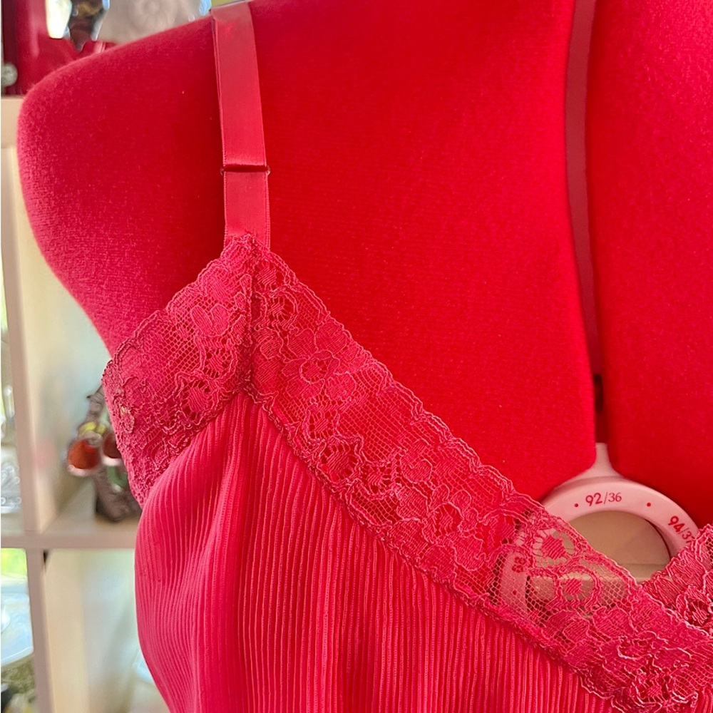Gorgeous Vintage Pink Lace Slip